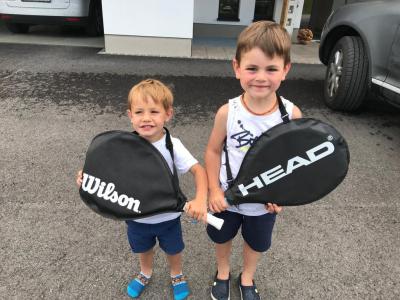 Einladung zum Tenniskurs für alle Kinder und Jugendliche von 4-16 Jahre